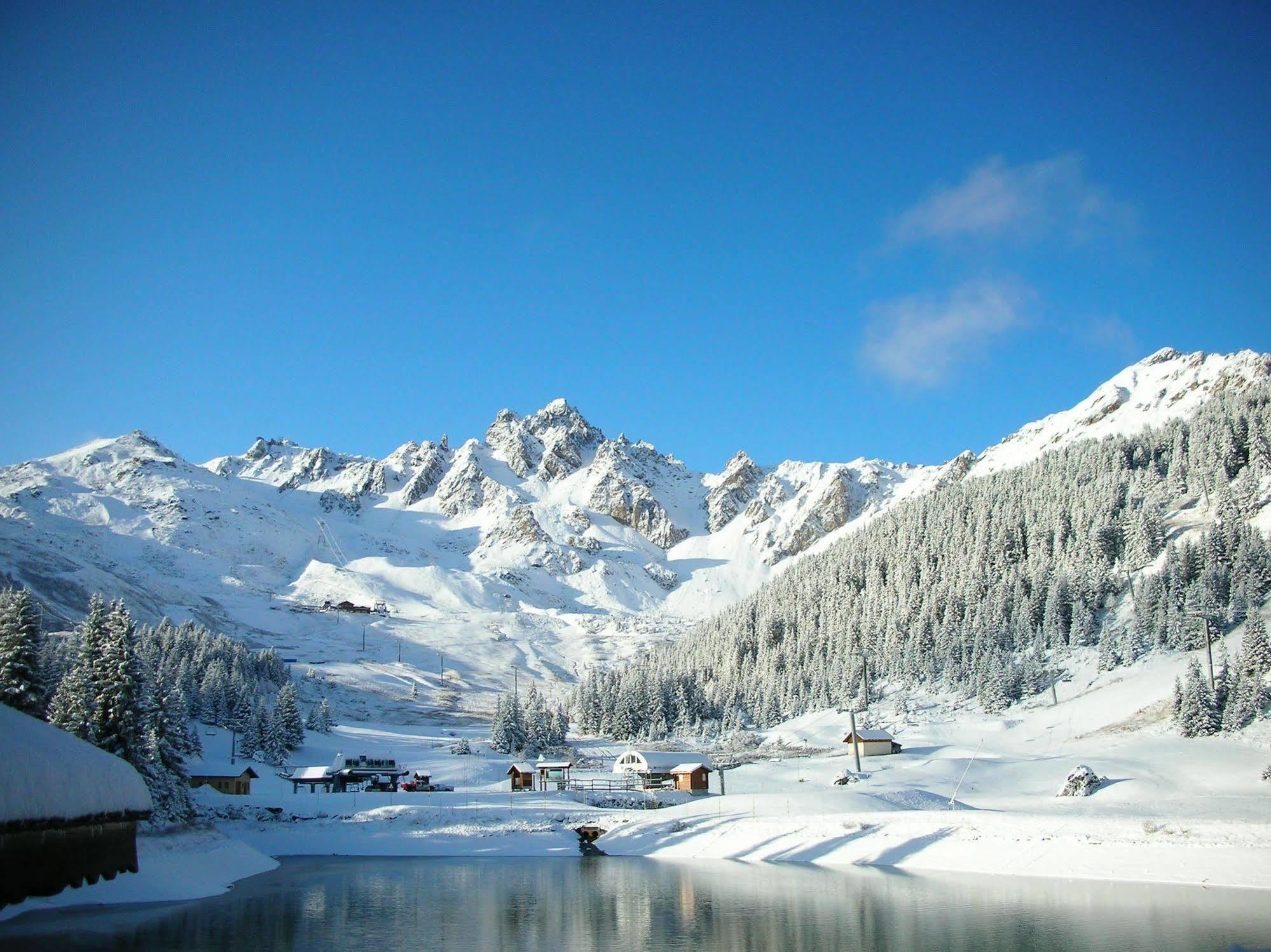 Lake Hotel Courchevel 1850 Eksteriør billede